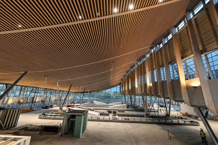 Consécration internationale pour la nouvelle aérogare de Roland Garros